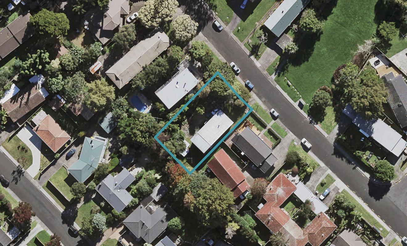 56 Stanaway Street, Hillcrest, Auckland - Carousel 1