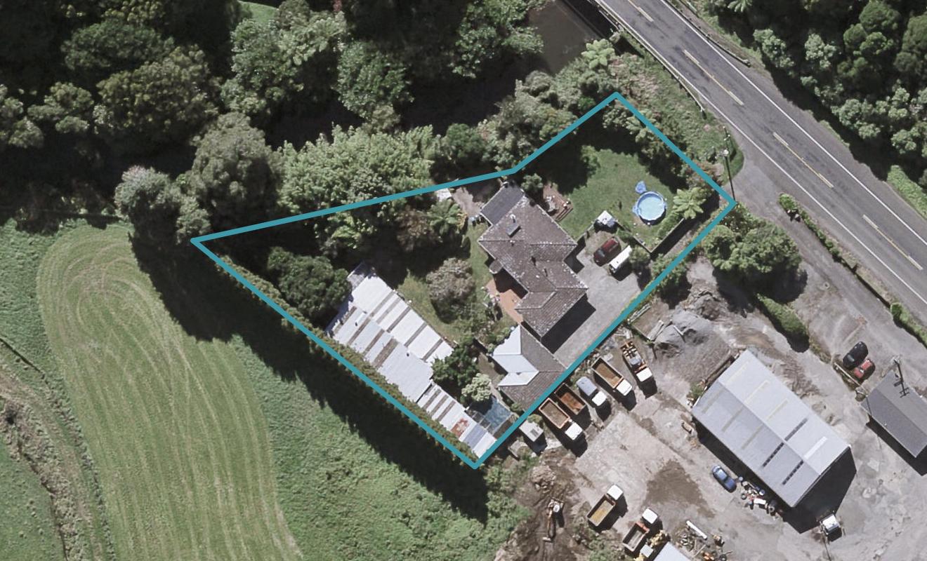 374 Junction Road, Burgess Park, New Plymouth - Carousel 1