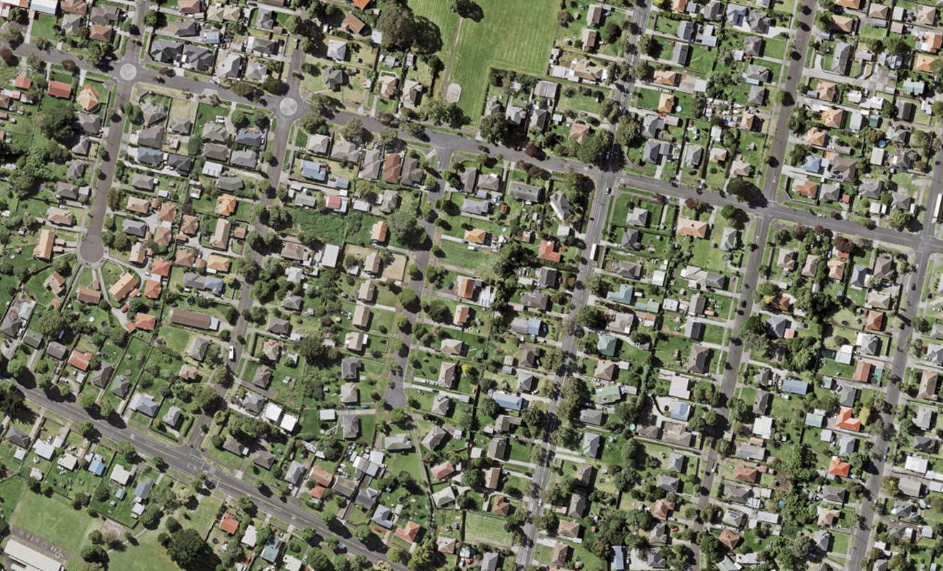 4/8 Bagnall Avenue, Point England, Auckland - Carousel 1