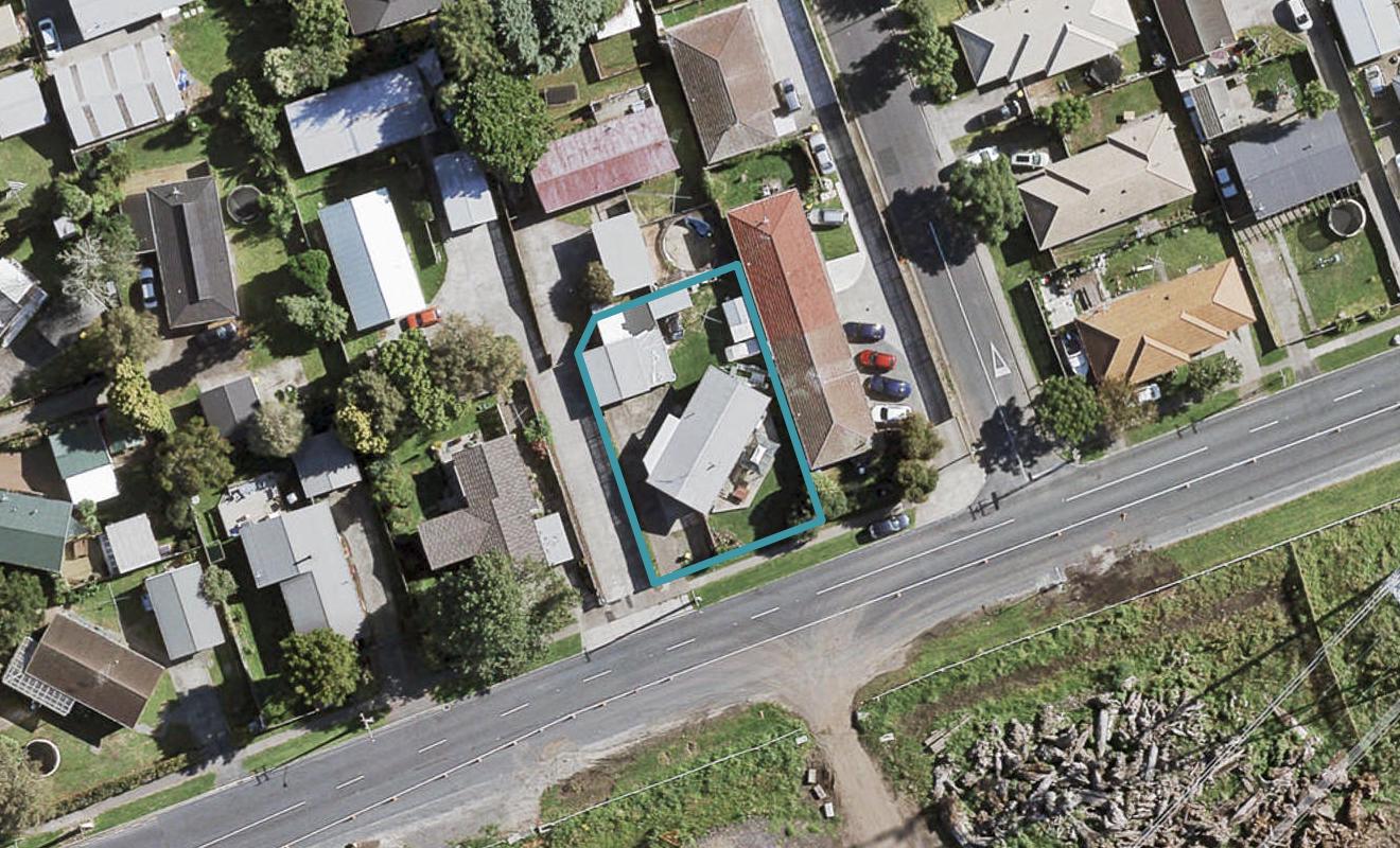 8 Airfield Road, Takanini, Auckland - Carousel 1
