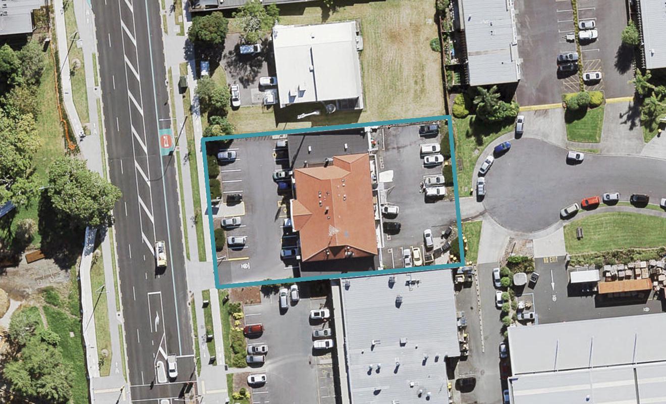 11/26 Lovell Court, Rosedale, Auckland - Carousel 1