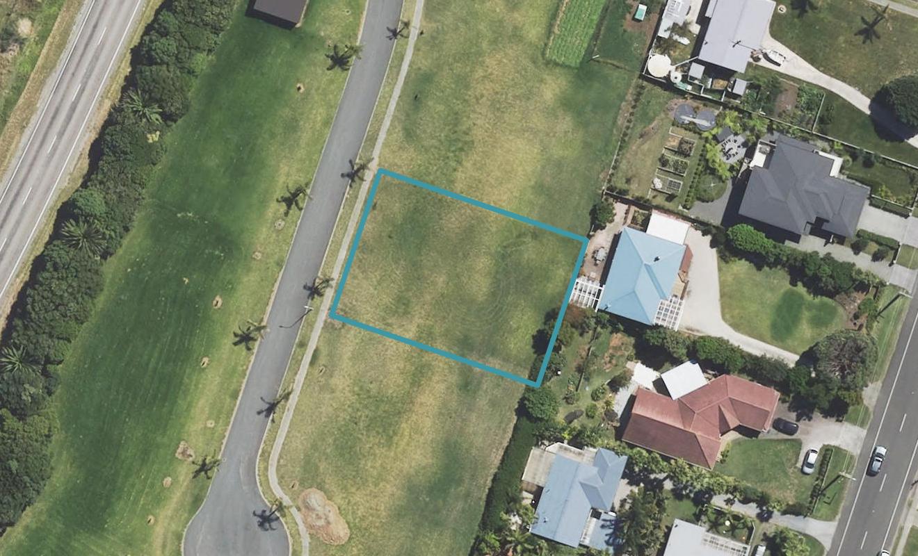 8 Beach Cove, Wainui, Gisborne - Carousel 1