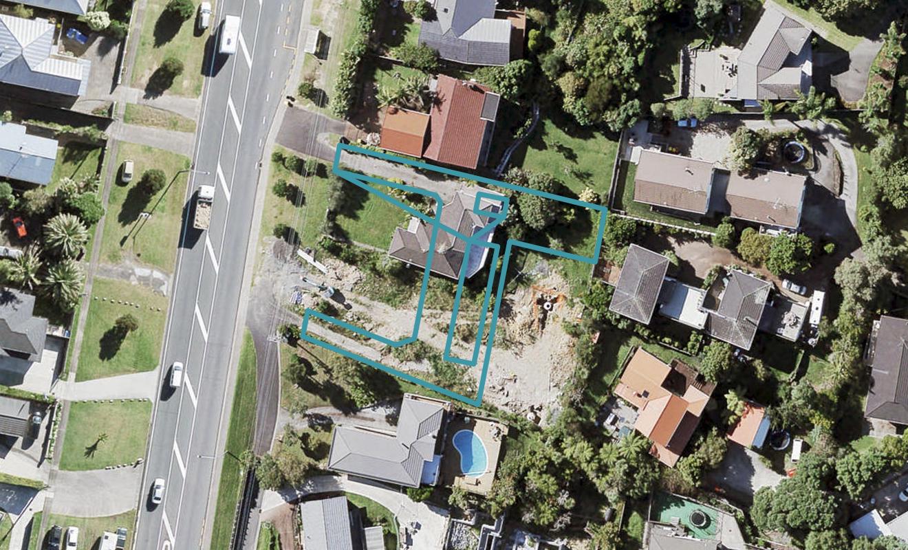 1/737 East Coast Road, Browns Bay, Auckland - Carousel 1
