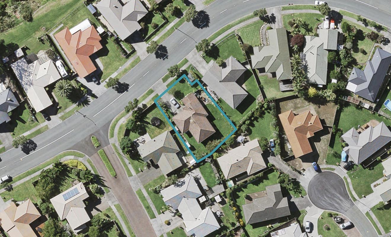 132 Burswood Drive, Burswood, Auckland - Carousel 1