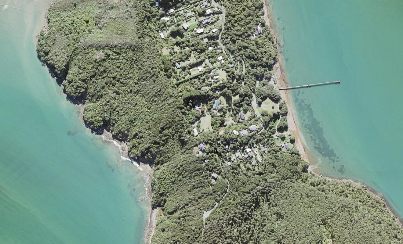 127 Cornwallis Road, Cornwallis, Auckland - Carousel 1
