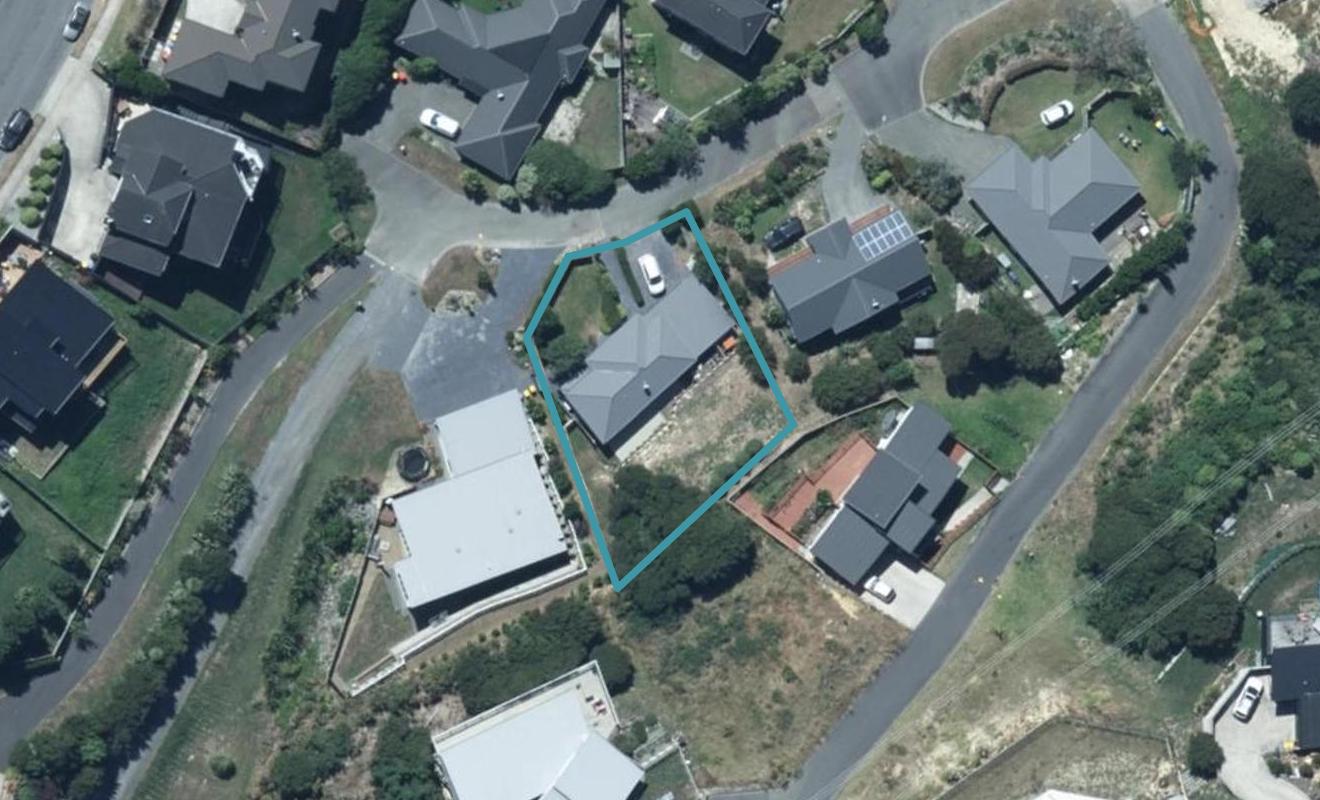 14 Botany Lane, Whitby, Porirua - Carousel 1