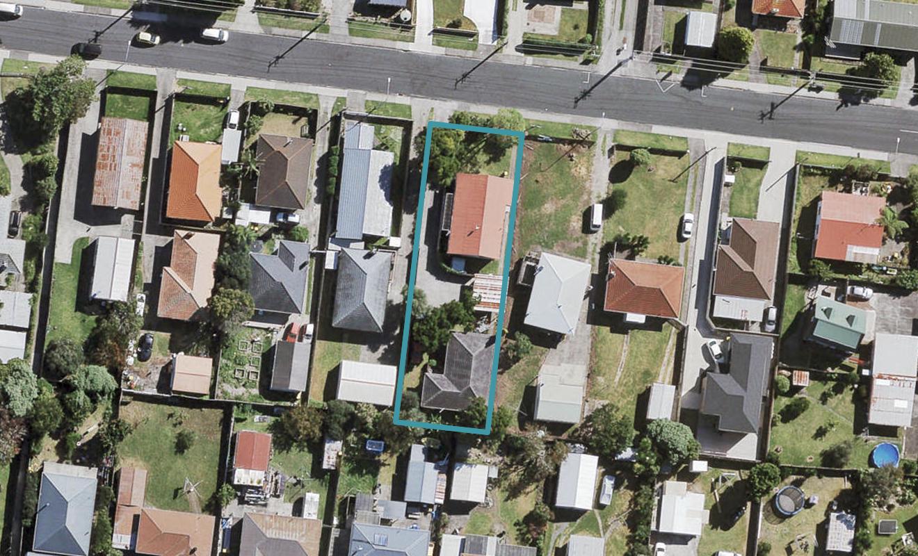 1/29 Edwards Avenue, Henderson, Auckland - Carousel 1