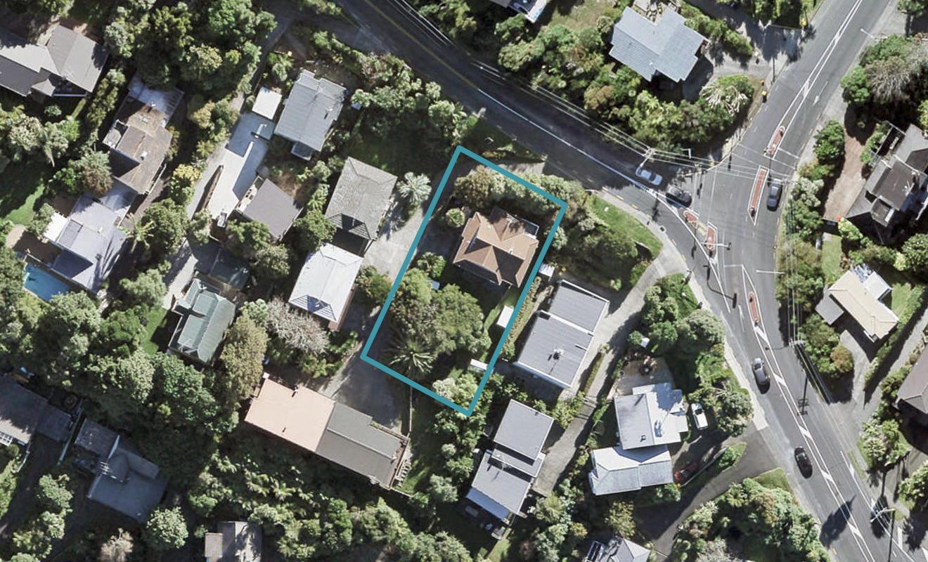 2 Carlisle Road, Browns Bay, Auckland - Carousel 1