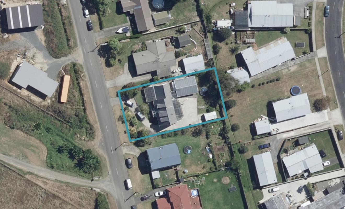 9 Deseret Road, Temple View, Hamilton - Carousel 1