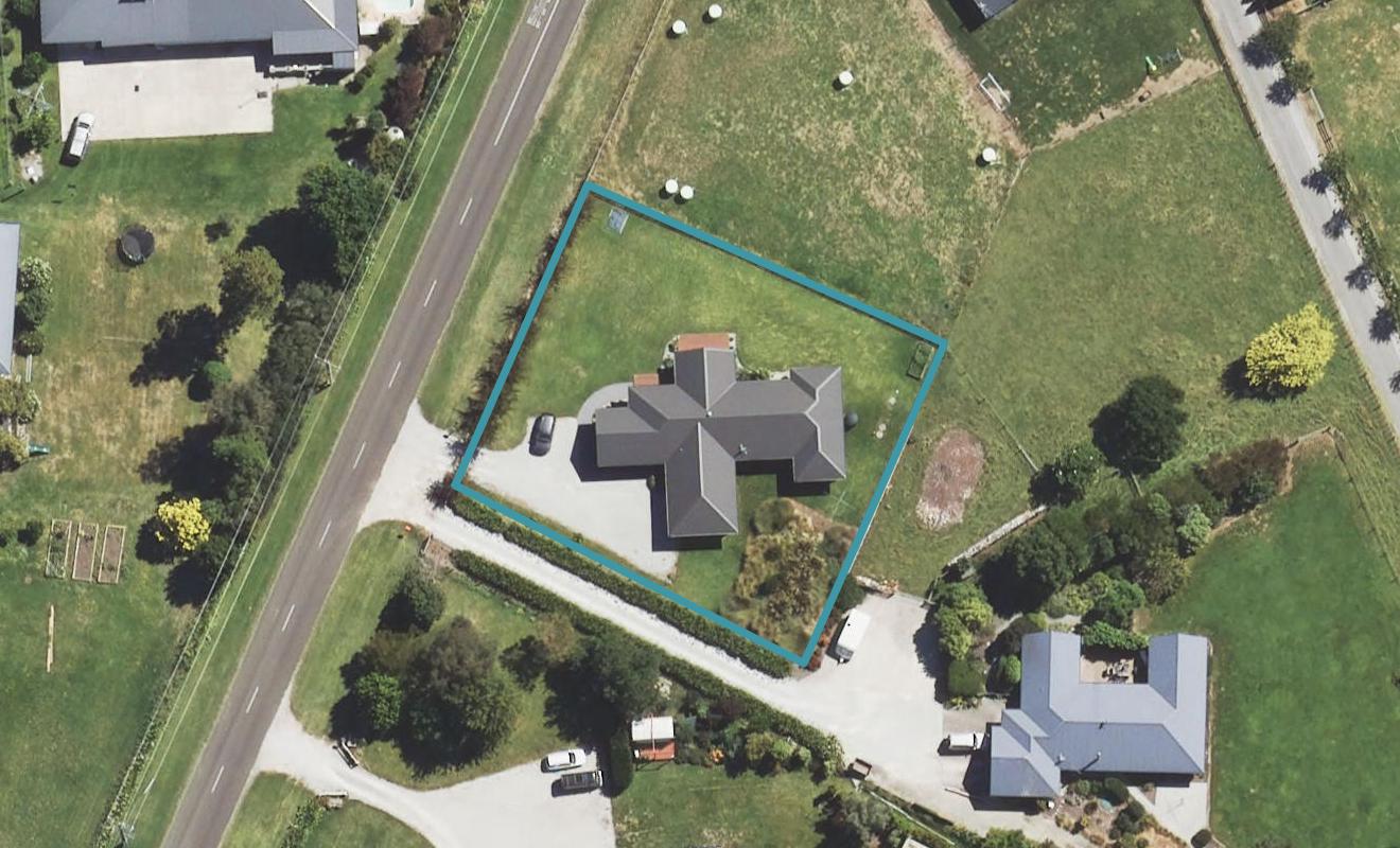 7 Cameron Road, Makauri, Gisborne - Carousel 1