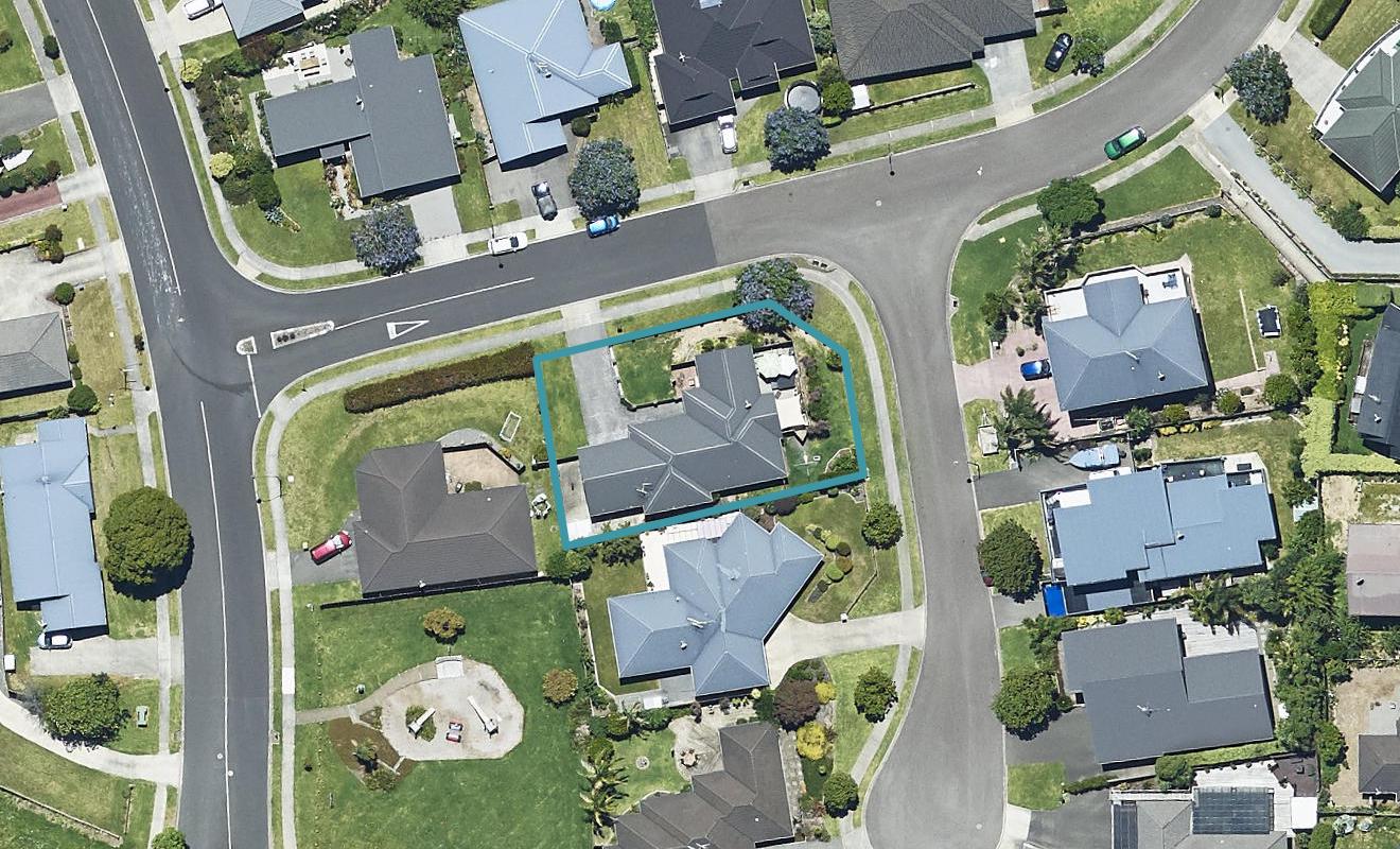 2 Discovery Avenue, Welcome Bay, Tauranga - Carousel 1