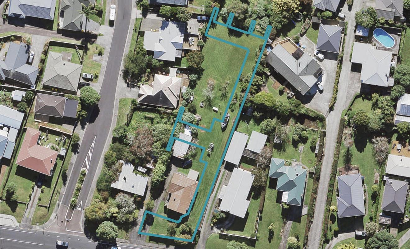 15/106 Triangle Road, Massey, Auckland - Carousel 1
