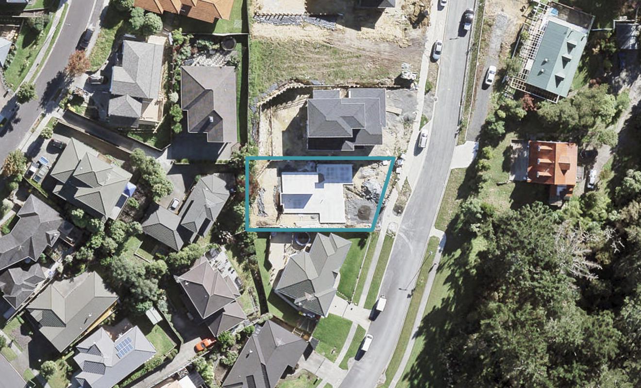 8 Pharlap Drive, Northcross, Auckland - Carousel 1
