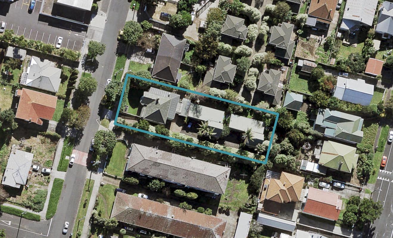 2/0 Arabi Street, Sandringham, Auckland - Carousel 1