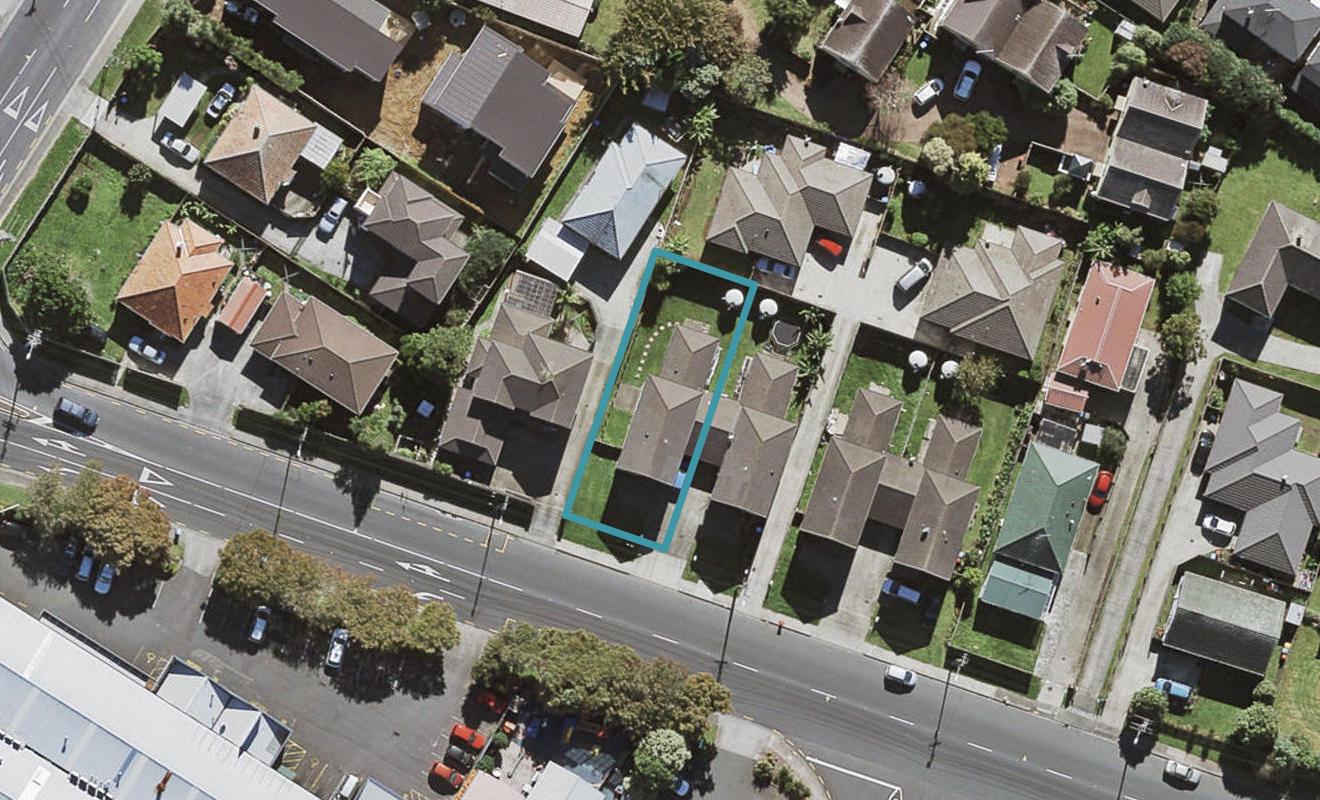 35B Carr Road, Three Kings, Auckland - Carousel 1