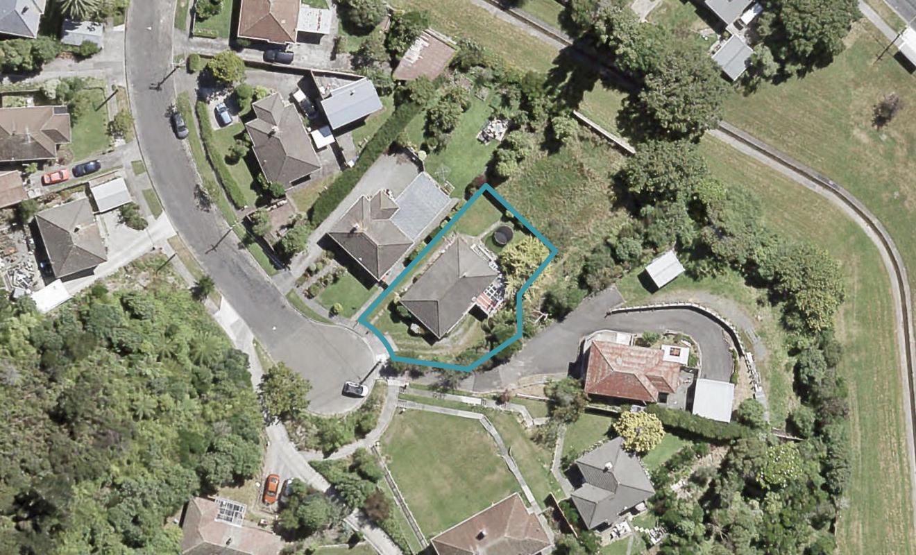 5 Hill Grove, Naenae, Lower Hutt - Carousel 1