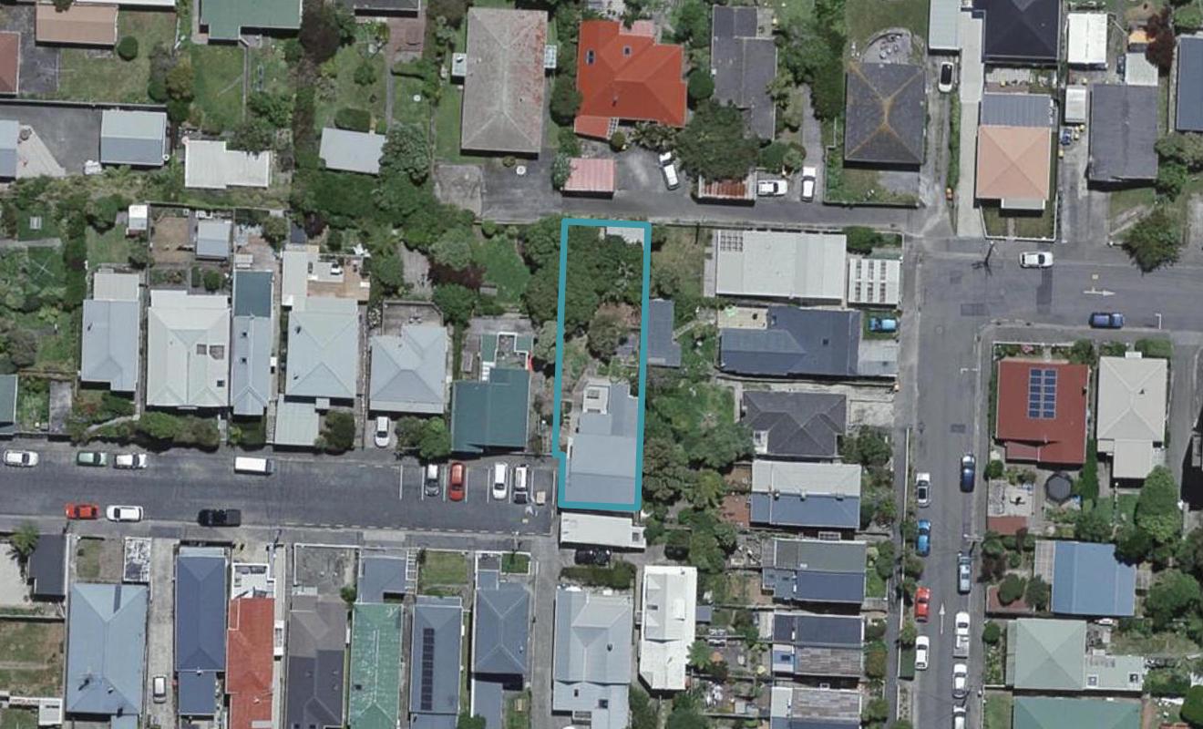 15 Glendavar Street, Berhampore, Wellington - Carousel 1