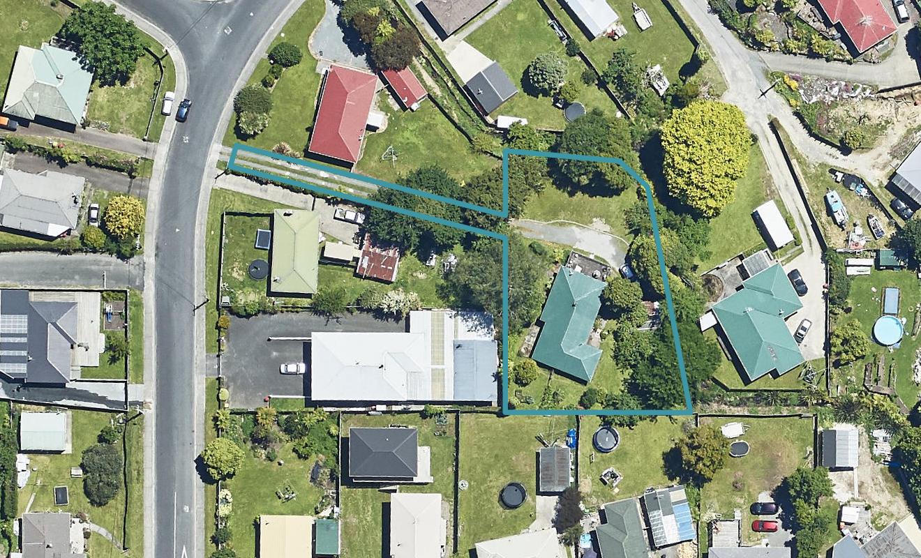 7 Hunt Crescent, Hillcrest, Rotorua - Carousel 1