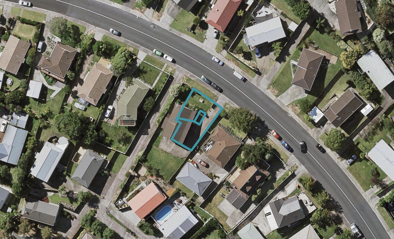 95D Athena Drive, Totara Vale, Auckland - Carousel 1