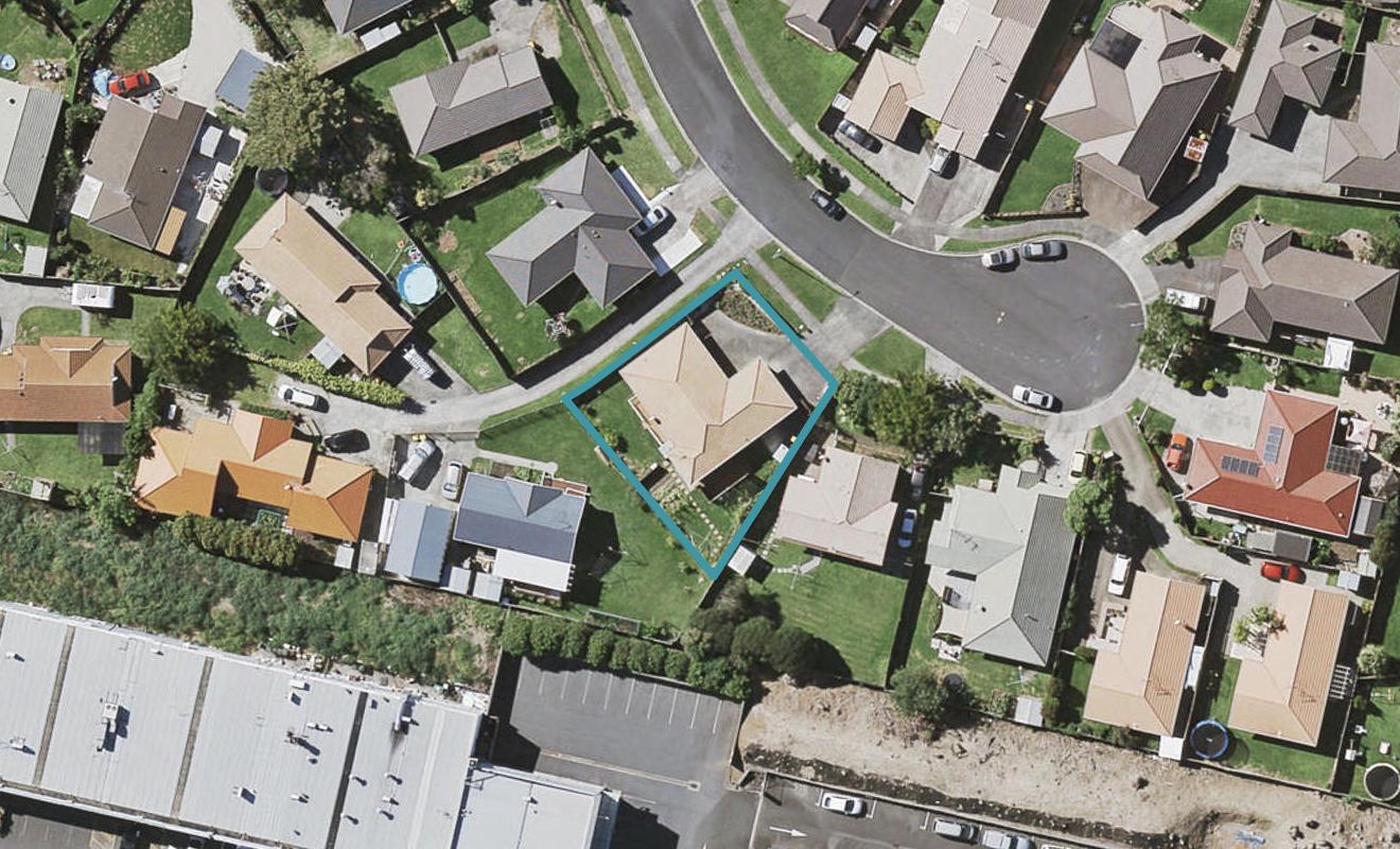 27 Dulwich Place, Burswood, Auckland - Carousel 1