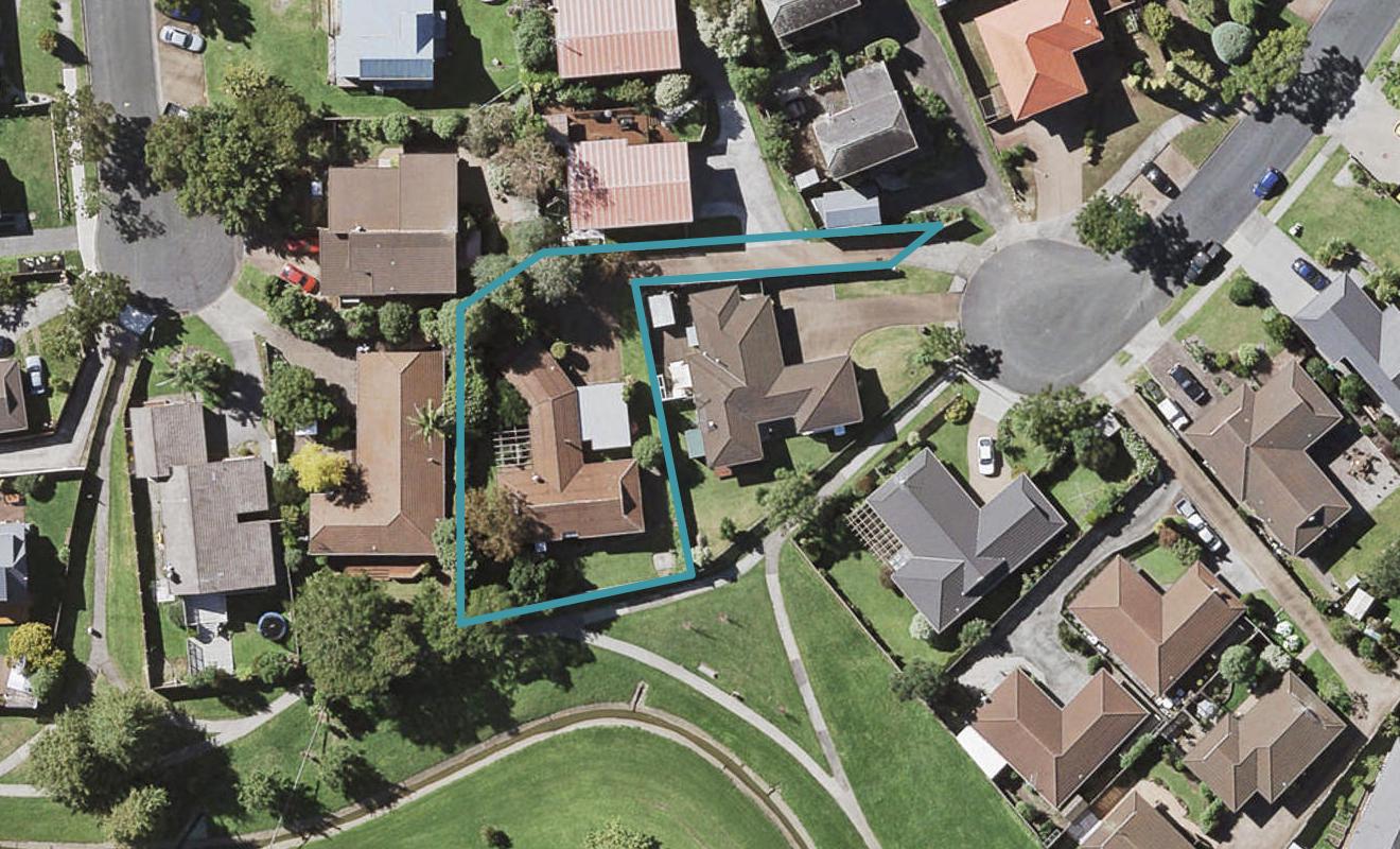 17 Billabong Place, Botany Downs, Auckland - Carousel 1