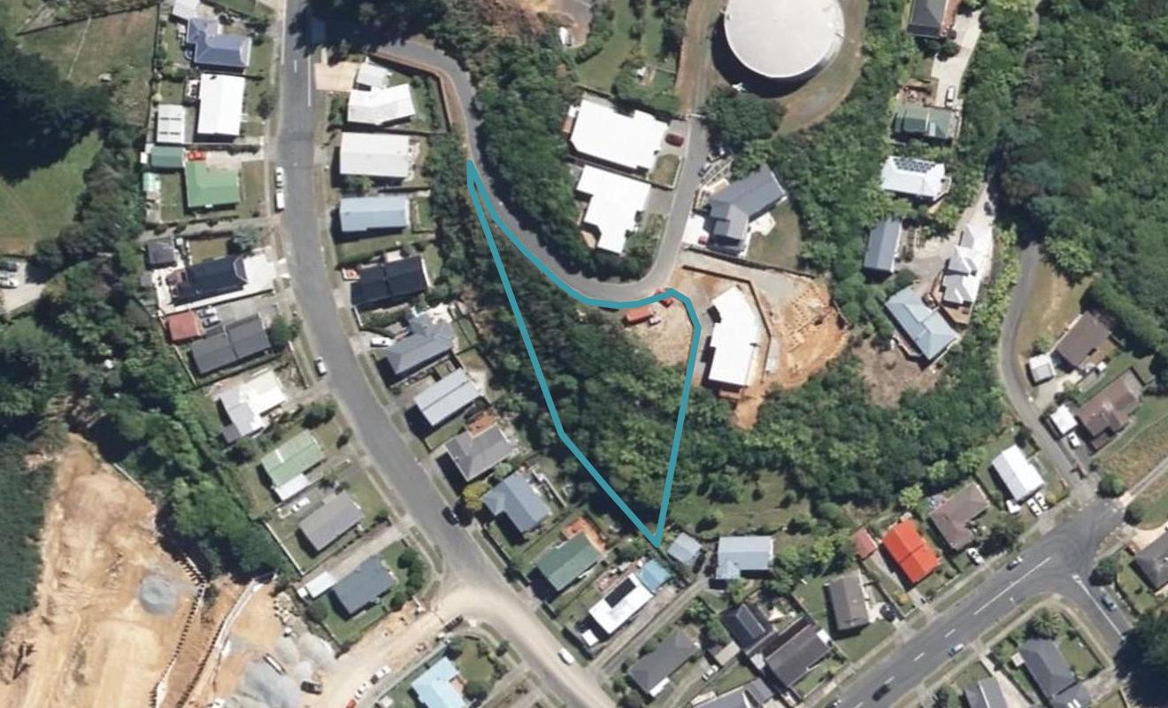 2 Benhar Close, Kelson, Lower Hutt - Carousel 1