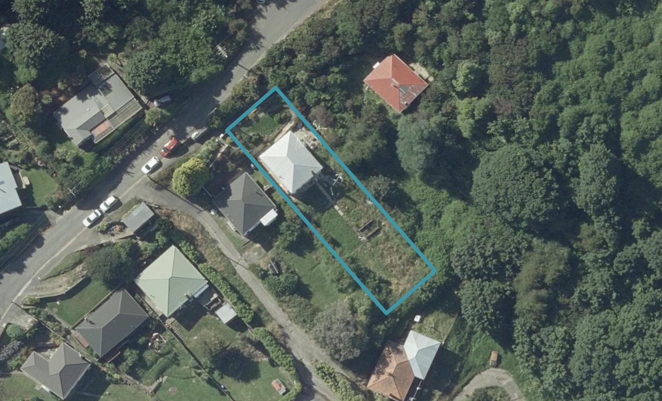 64 Lindsay Road, Balaclava, Dunedin - Carousel 1