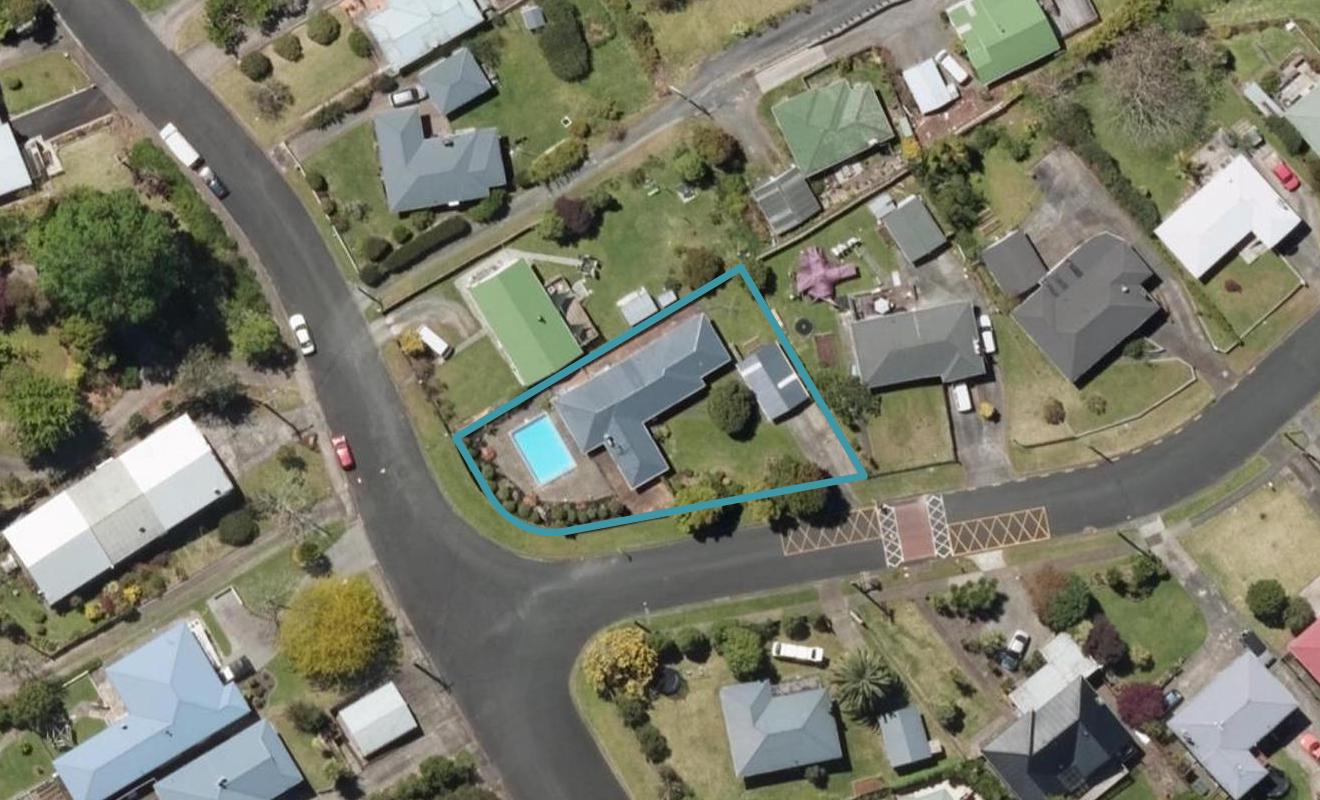 14 Wilson Avenue, Avenues, Whangarei - Carousel 1