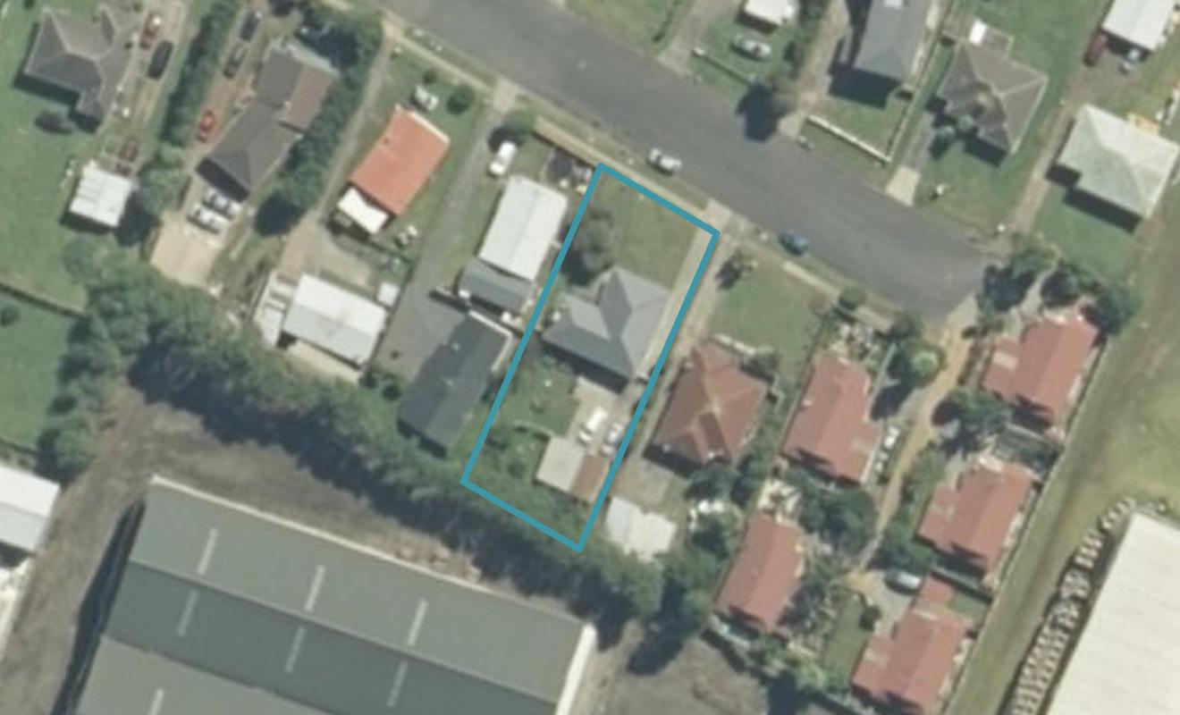 16 Madill Street, Tuakau, Tuakau - Carousel 1