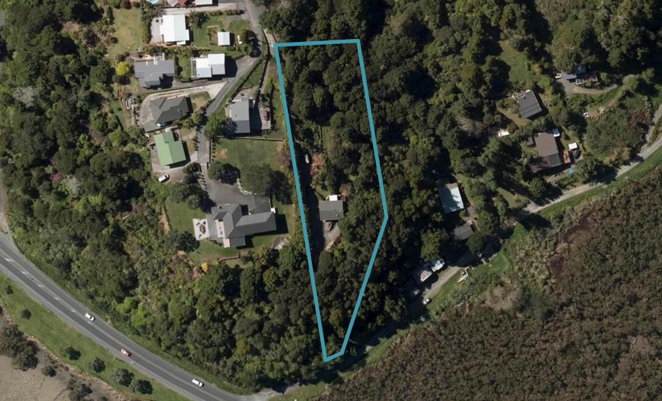 100 Mackesy Road, Parahaki, Whangarei - Carousel 1