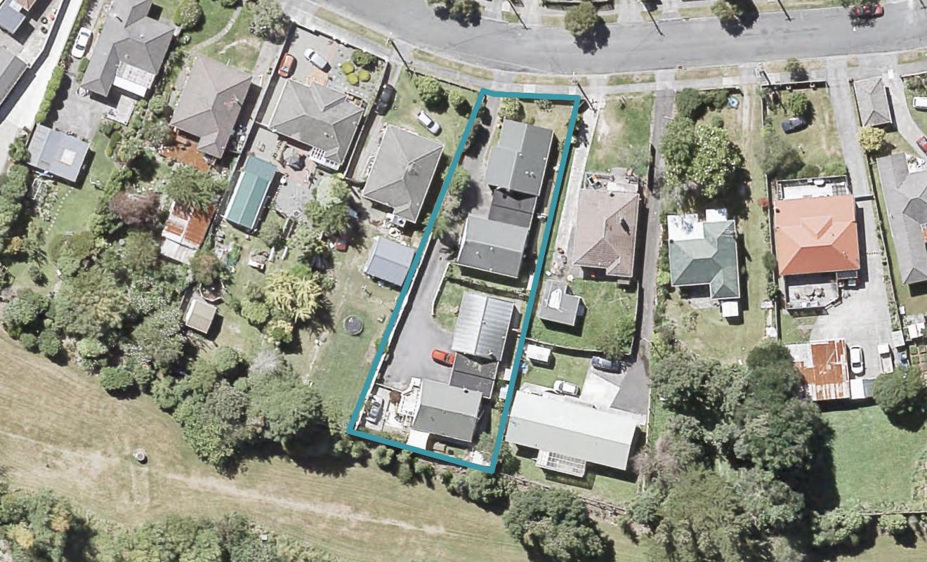 3/13 GIBBS CRES, Wainuiomata, Lower Hutt - Carousel 1