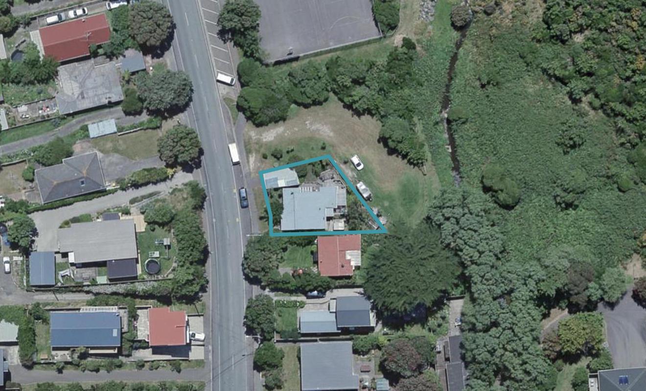 94 Happy Valley Road, Owhiro Bay, Wellington - Carousel 1