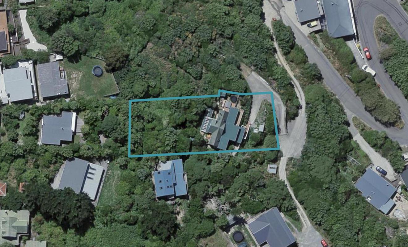 37 Cave Road, Houghton Bay, Wellington - Carousel 1