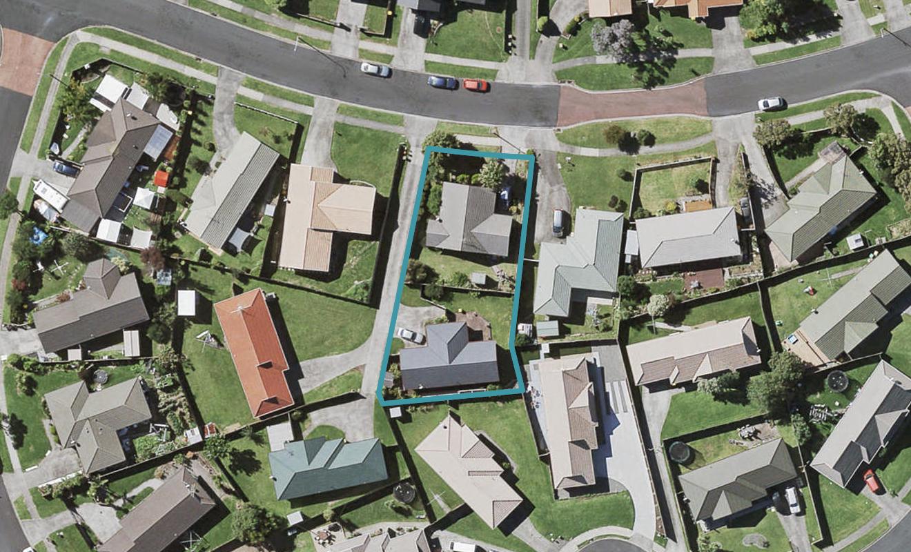 2/15 Elderberry Road, Burswood, Auckland - Carousel 1