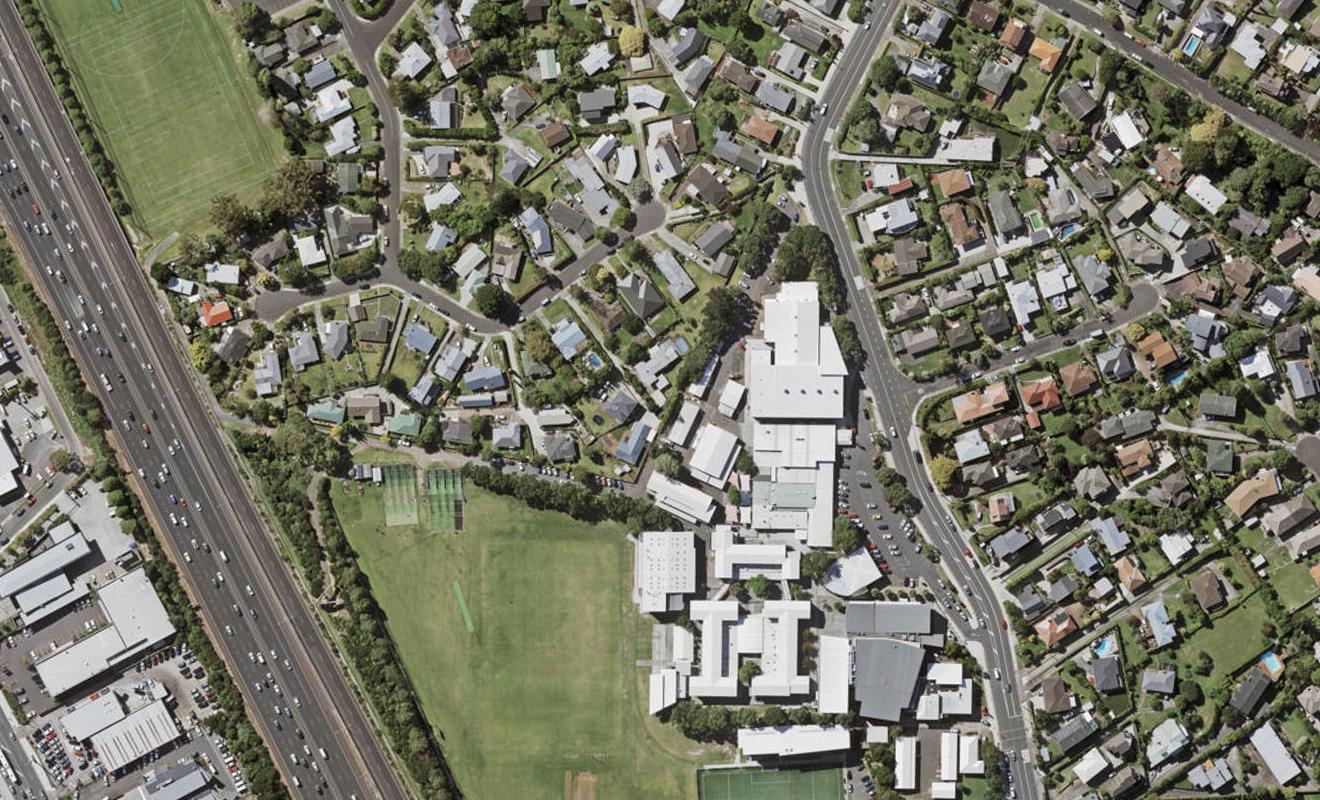 105E Bond Crescent, Forrest Hill, Auckland - Carousel 1