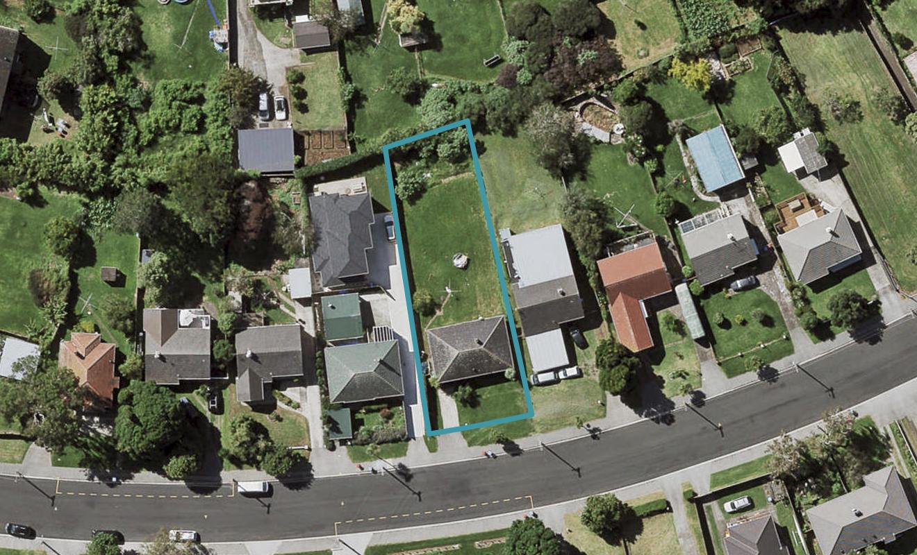 9 Court Crescent, Panmure, Auckland - Carousel 1