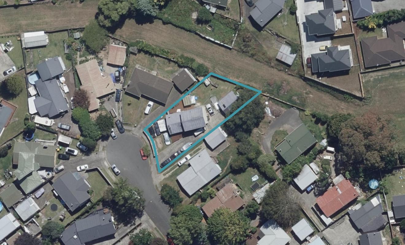 50 Joanna Place, Deanwell, Hamilton - Carousel 1