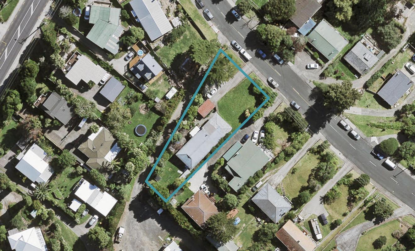 19 Sunnyside Road, Sunnyvale, Auckland - Carousel 1