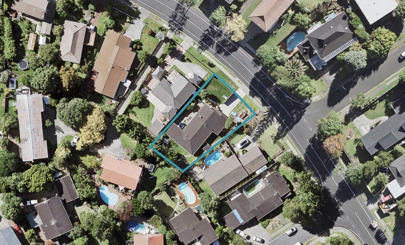 78 John Downs Drive, Browns Bay, Auckland - Carousel 1