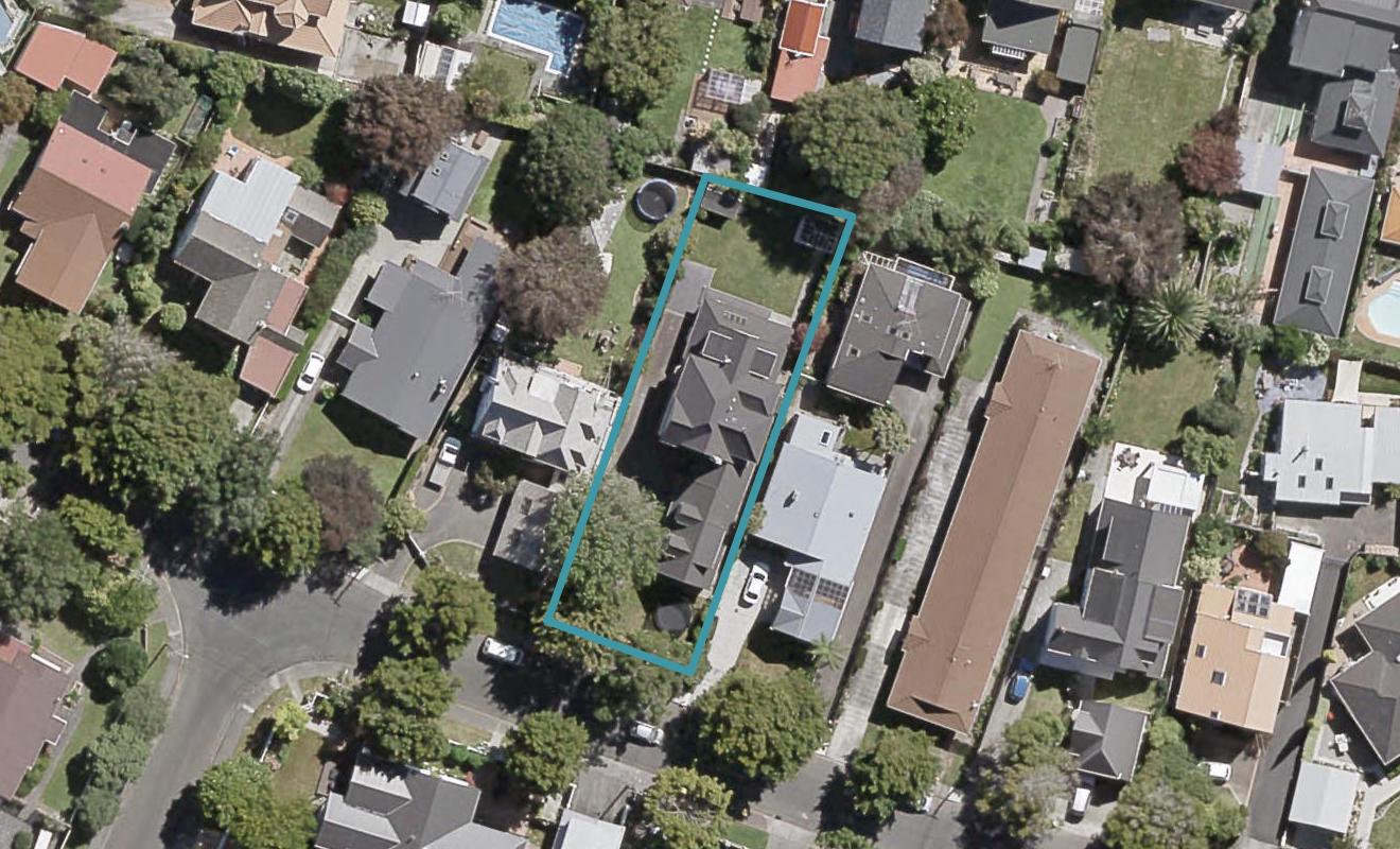 15 Totara Crescent, Woburn, Lower Hutt - Carousel 1