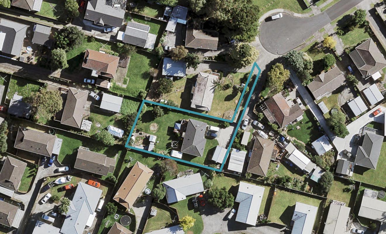 13 Joshua Place, Weymouth, Auckland - Carousel 1