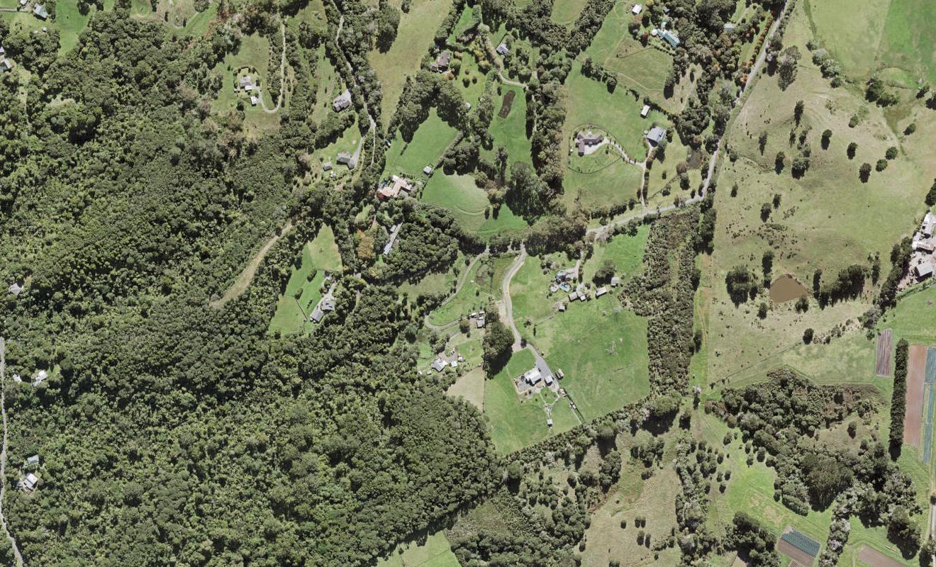 131 Kauri Crescent, Kumeu - Carousel 1