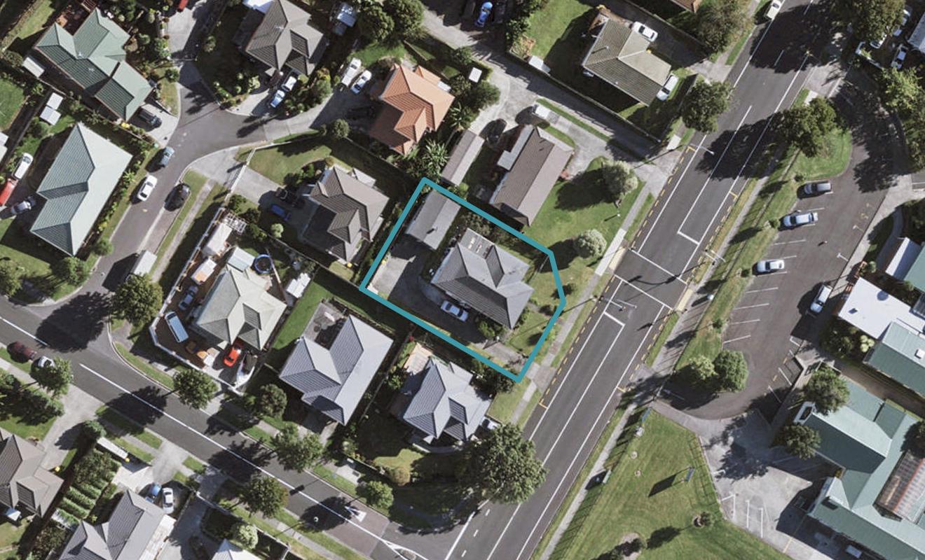 61 Everglade Drive, Goodwood Heights, Auckland - Carousel 1