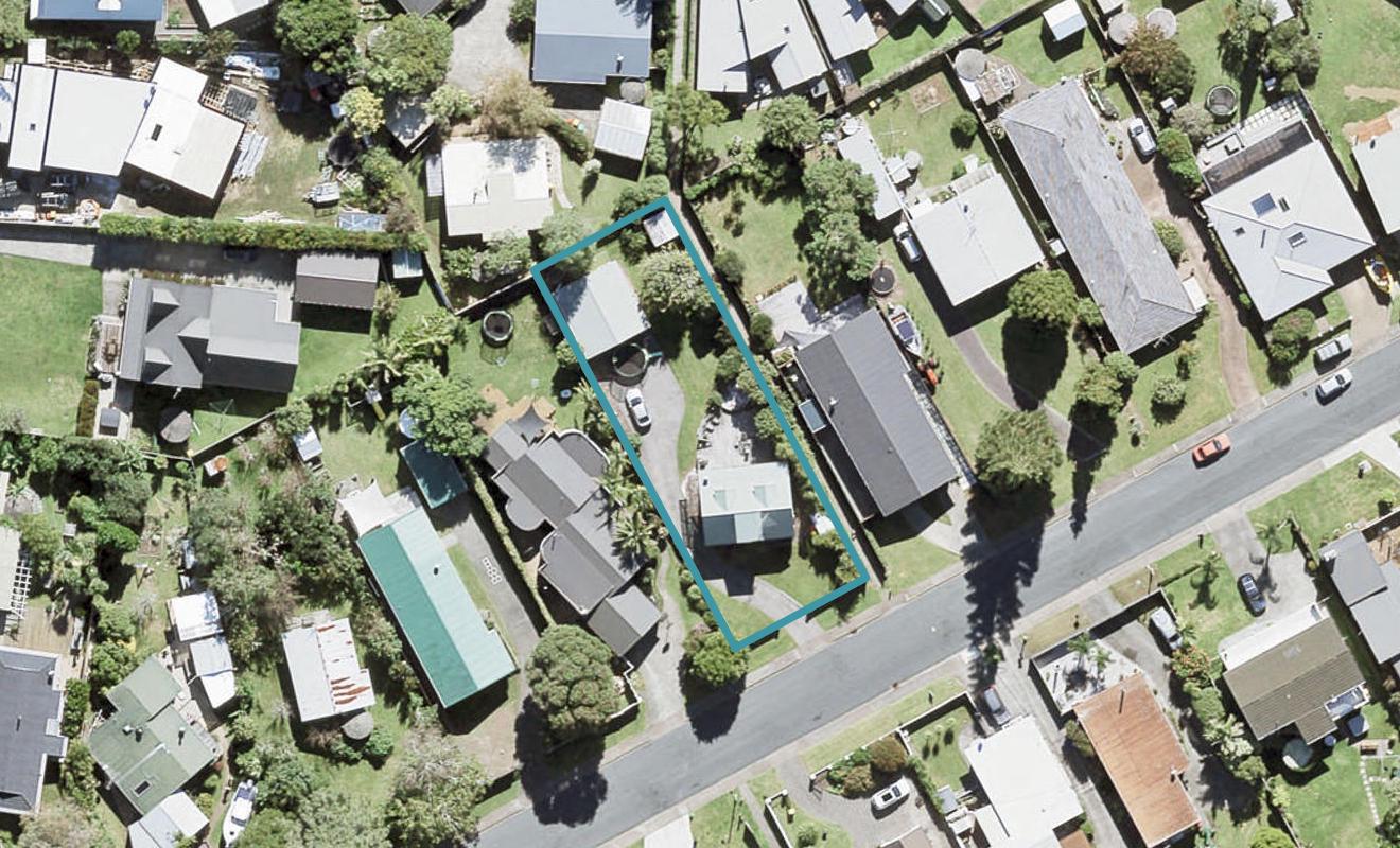 51 The Circle, Manly, Whangaparaoa - Carousel 1
