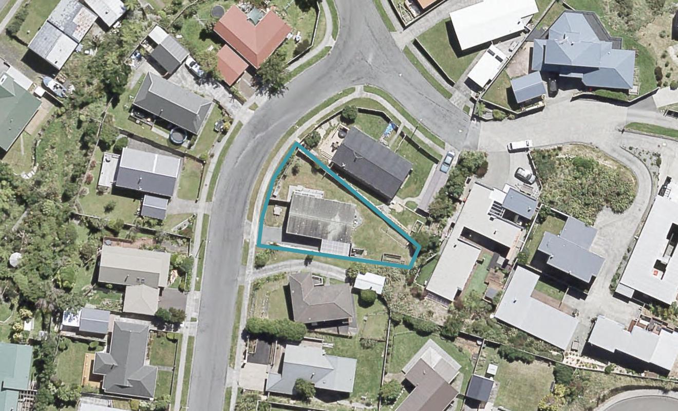 2 Outram Grove, Kelson, Lower Hutt - Carousel 1