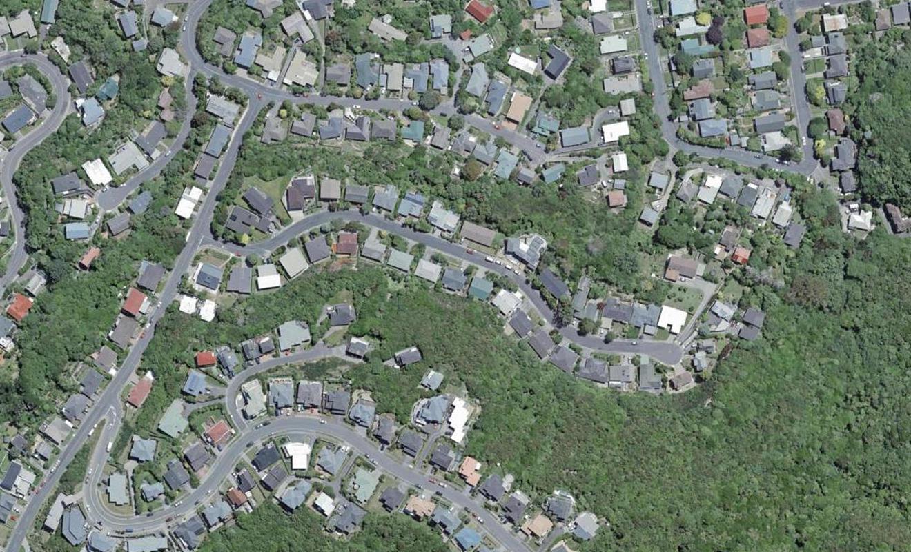 20 Lynmouth Avenue, Karori, Wellington - Carousel 1