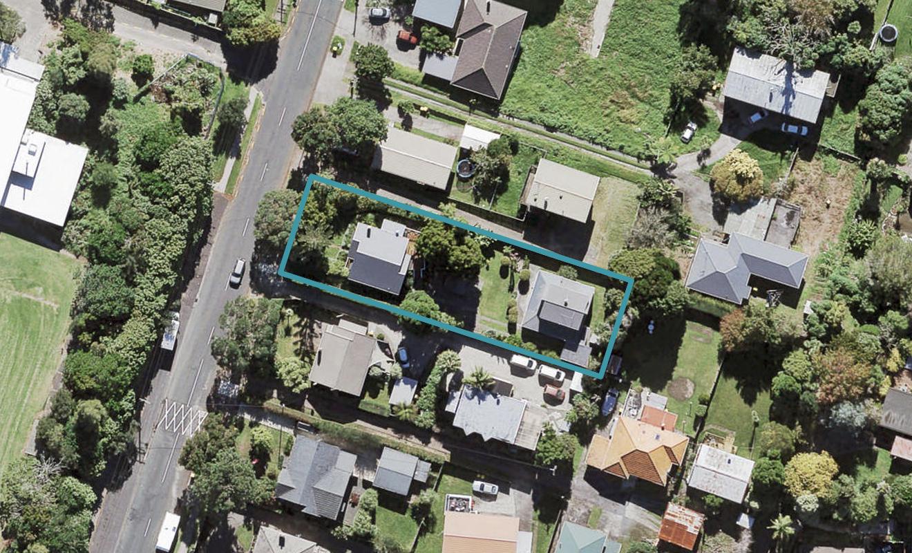 11 Lynwood Road, New Lynn, Auckland - Carousel 1