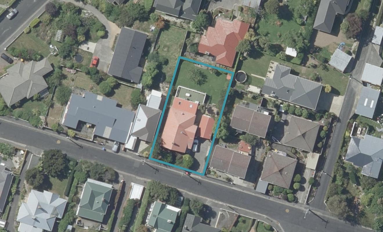 18 Picardy Street, Maryhill, Dunedin - Carousel 1