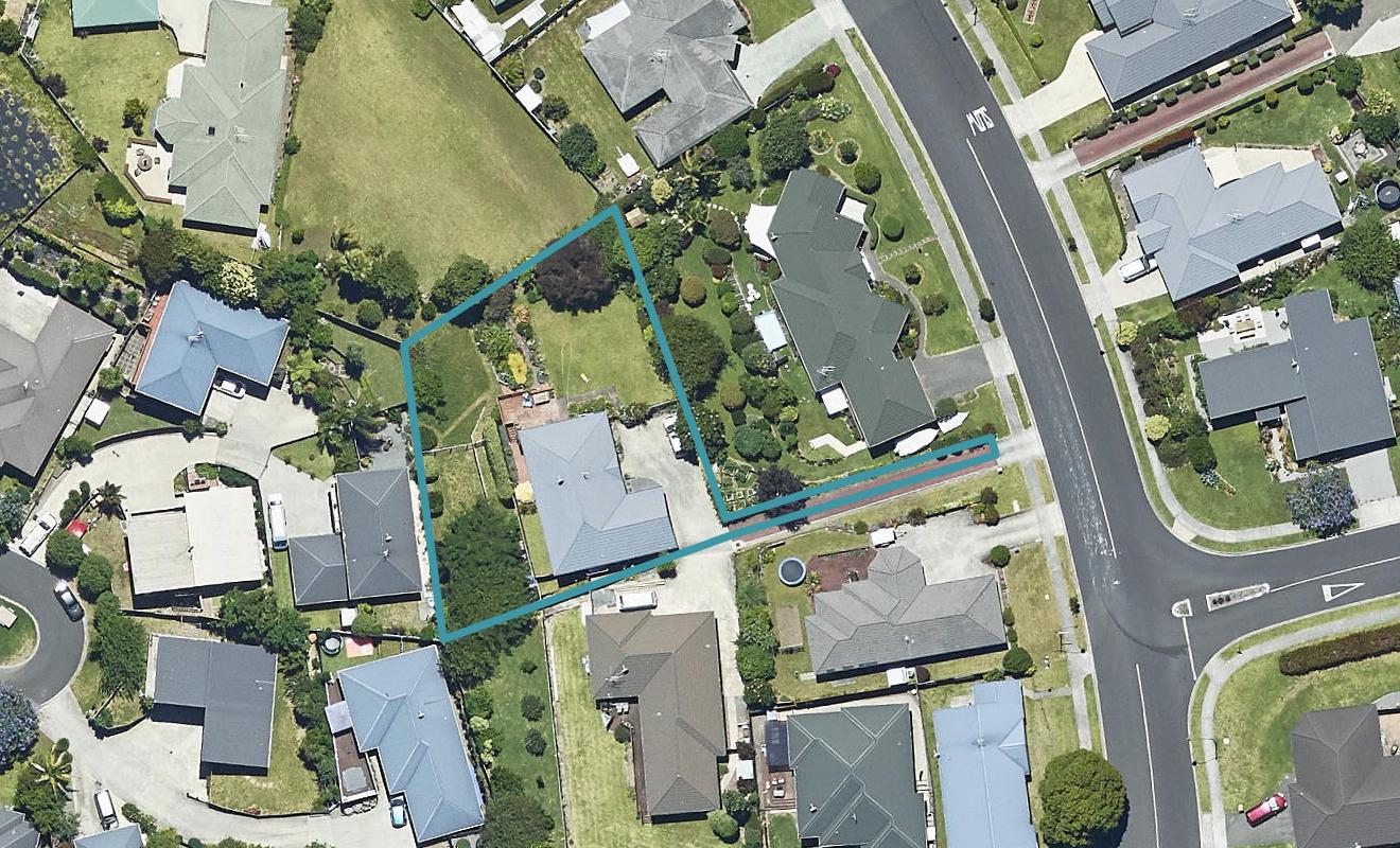 72 Oteki Park Drive, Welcome Bay, Tauranga - Carousel 1
