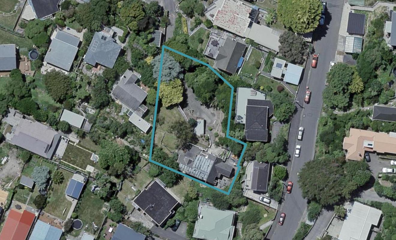 37 Ashleigh Crescent, Miramar, Wellington - Carousel 1